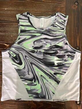Lululemon super light weight tank